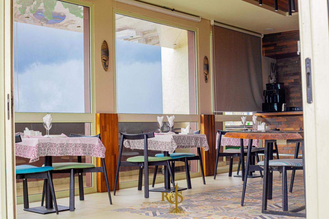 Roots Hotel Apartments Abidjan Exterior foto